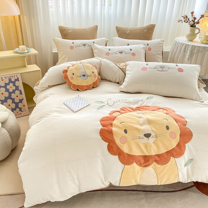 91家纺网 家纺一手货源 找家纺 涵宸2022新款加厚牛奶绒贴布绣系列四件套 牛奶绒-狮子王