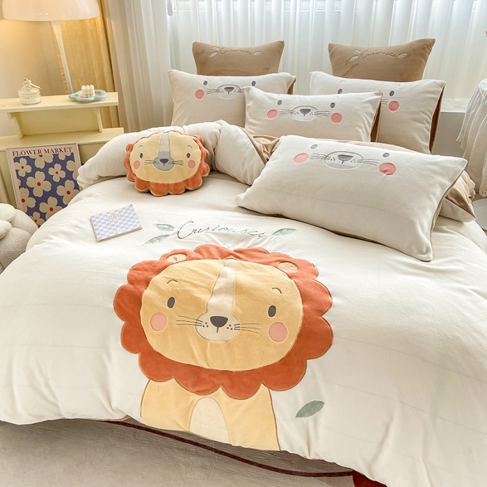 91家纺网 家纺一手货源 找家纺 涵宸2022新款加厚牛奶绒贴布绣系列四件套 牛奶绒-狮子王