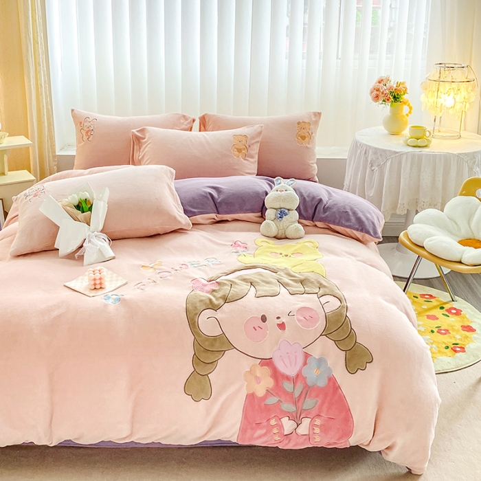 91家纺网 家纺一手货源 找家纺 涵宸2022新款加厚牛奶绒贴布绣系列四件套 牛奶绒-童真女孩