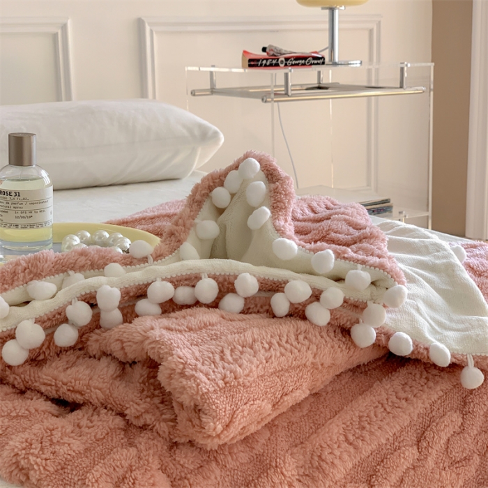 91家纺网 家纺一手货源 找家纺 （总）洋铭区 2022新款a版舒棉绒b版牛奶绒毯子-糖豆系列