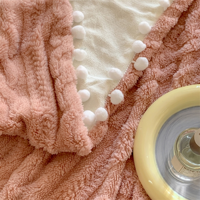 91家纺网 家纺一手货源 找家纺 （总）洋铭区 2022新款a版舒棉绒b版牛奶绒毯子-糖豆系列