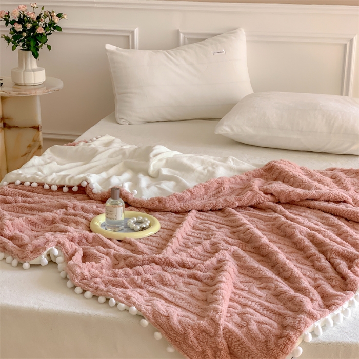 91家纺网 家纺一手货源 找家纺 洋铭区 2022新款a版舒棉绒b版牛奶绒毯子-糖豆系列 糖豆豆沙