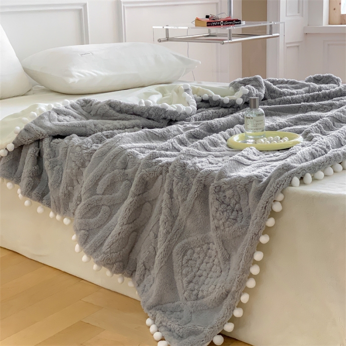 91家纺网 家纺一手货源 找家纺 洋铭区 2022新款a版舒棉绒b版牛奶绒毯子-糖豆系列 糖豆灰