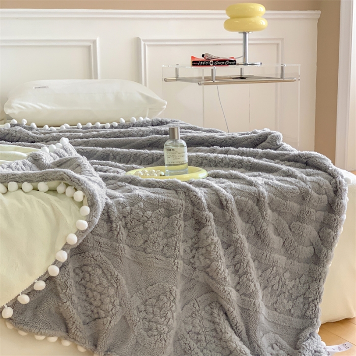 91家纺网 家纺一手货源 找家纺 洋铭区 2022新款a版舒棉绒b版牛奶绒毯子-糖豆系列 糖豆灰