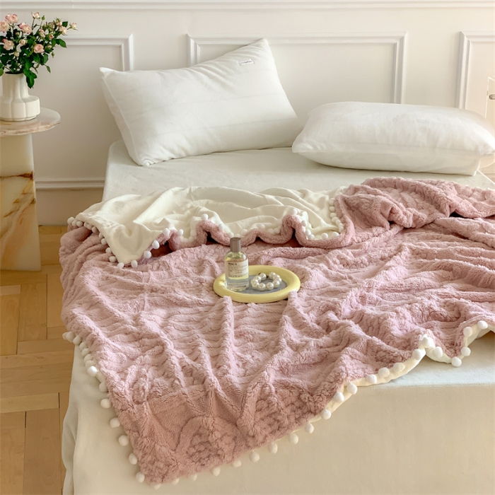 91家纺网 家纺一手货源 找家纺 洋铭区 2022新款a版舒棉绒b版牛奶绒毯子-糖豆系列 糖豆浅粉