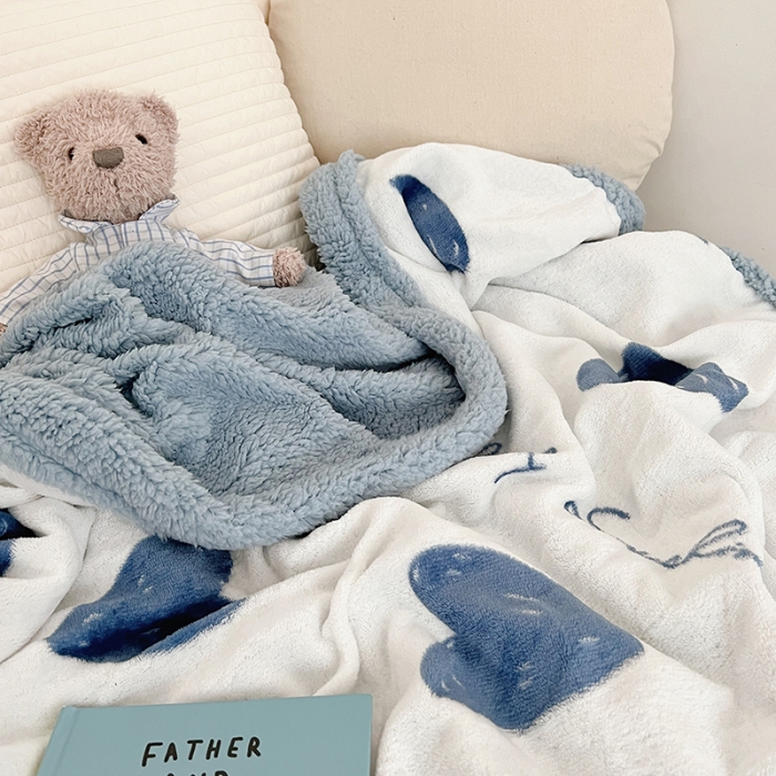 91家纺网 家纺一手货源 找家纺 航途席业 20263新款软绵绵牛奶绒羊羔绒毛毯 爱心蓝