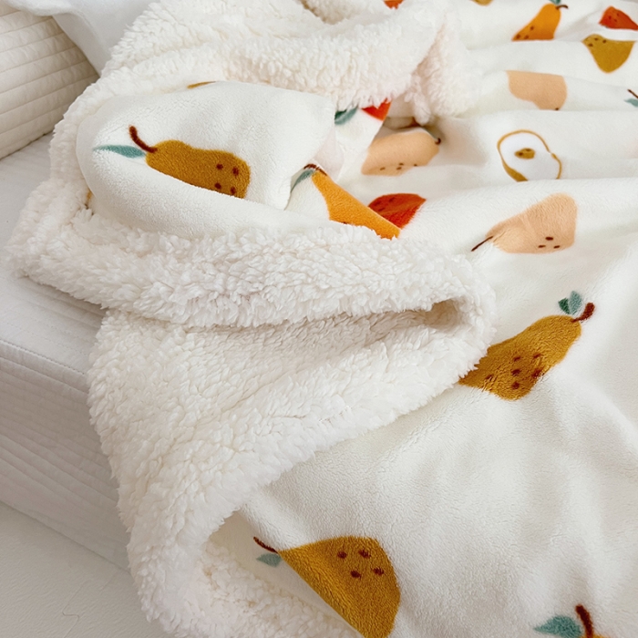 91家纺网 家纺一手货源 找家纺 航途席业 2023新款软绵绵牛奶绒羊羔绒毛毯 梨子