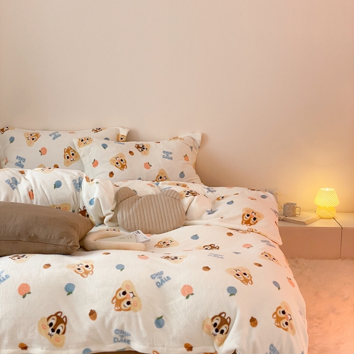 91家纺网 家纺一手货源 找家纺 时光里 230g正宗全消光印花牛奶绒迪士尼四件套 奇奇蒂蒂