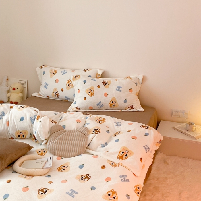 91家纺网 家纺一手货源 找家纺 时光里 230g正宗全消光印花牛奶绒迪士尼四件套 奇奇蒂蒂