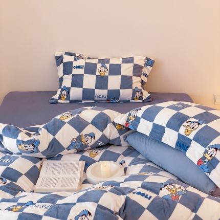 91家纺网 家纺一手货源 找家纺 总时光里 230g正宗全消光印花牛奶绒迪士尼棋盘格系列单被套