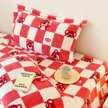 91家纺网 家纺一手货源 找家纺 总时光里230g正宗全消光印花牛奶绒迪士尼棋盘格系列枕套