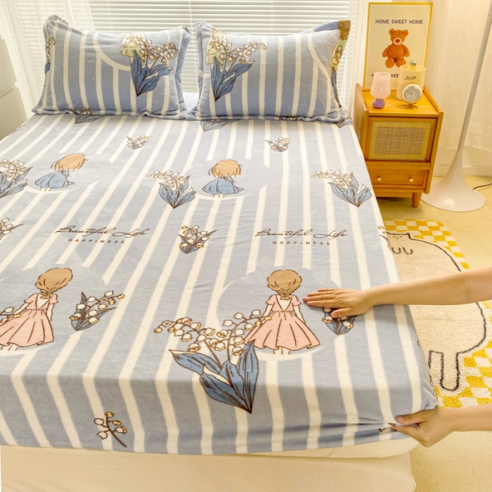 91家纺网 家纺一手货源 找家纺 佰亿莱 2024新款 直播爆款高克重牛奶绒床笠三件套 背影女孩