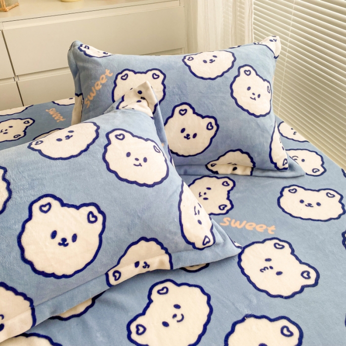 91家纺网 家纺一手货源 找家纺 佰亿莱 2024新款 直播爆款高克重牛奶绒床笠三件套 海洋熊