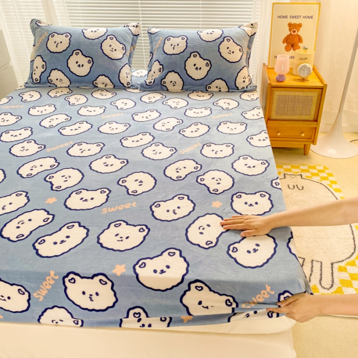 91家纺网 家纺一手货源 找家纺 佰亿莱 2024新款 直播爆款高克重牛奶绒床笠三件套 海洋熊