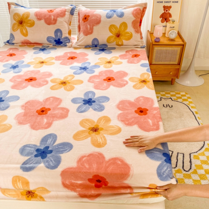 91家纺网 家纺一手货源 找家纺 佰亿莱 2024新款 直播爆款高克重牛奶绒床笠三件套 初晴