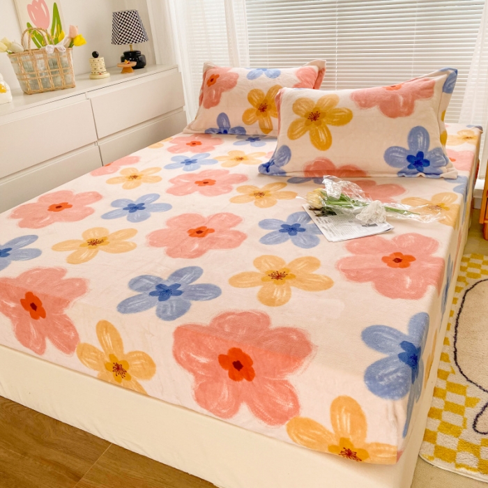 91家纺网 家纺一手货源 找家纺 佰亿莱 2024新款 直播爆款高克重牛奶绒床笠三件套 初晴