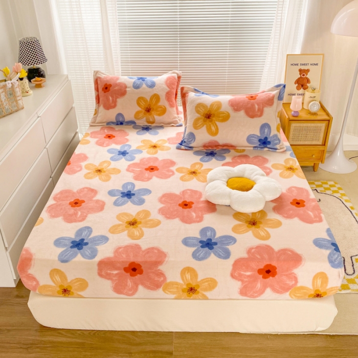 91家纺网 家纺一手货源 找家纺 佰亿莱 2024新款 直播爆款高克重牛奶绒床笠三件套 初晴