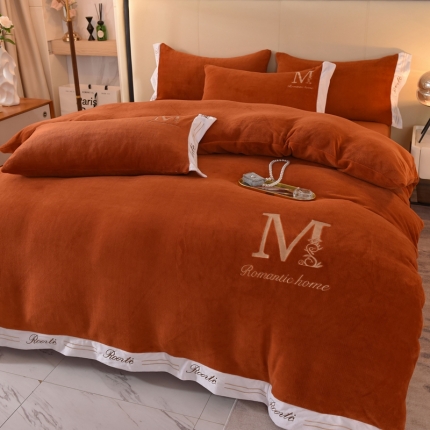 91家纺网 家纺一手货源 找家纺 总大米家居2023新款高克重牛奶宽边绒刺绣四件套-罗曼蒂克