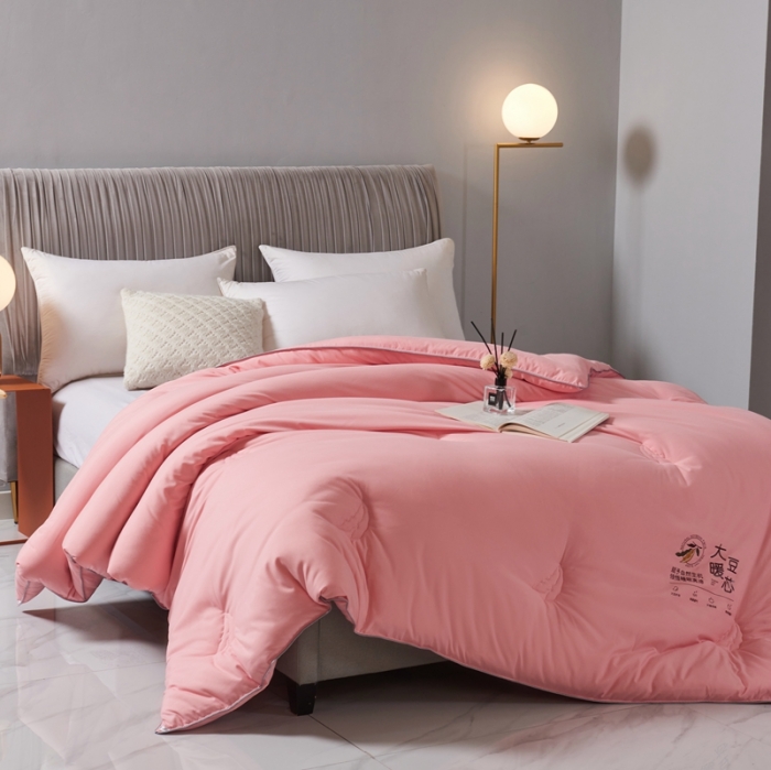 91家纺网 家纺一手货源 找家纺 畅畅家纺 2022新款抗菌纤维亲肤大豆被子被子 浅粉玉