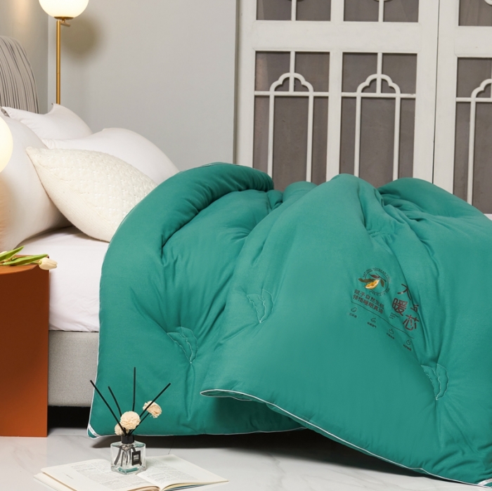 91家纺网 家纺一手货源 找家纺 畅畅家纺 2022新款抗菌纤维亲肤大豆被子被子 云母绿