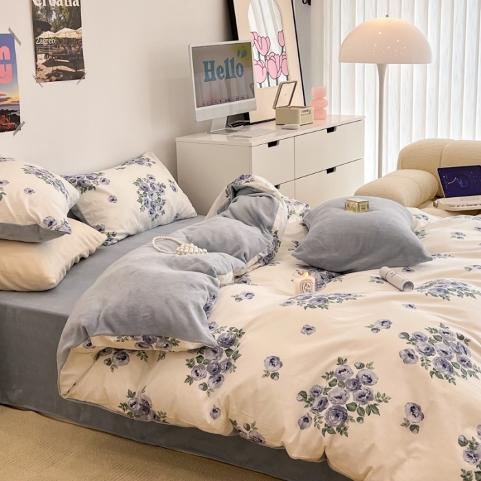 91家纺网 家纺一手货源 找家纺 昔可 2022新款梦幻公主风系列棉加绒印花四件套 法式蓝玫瑰