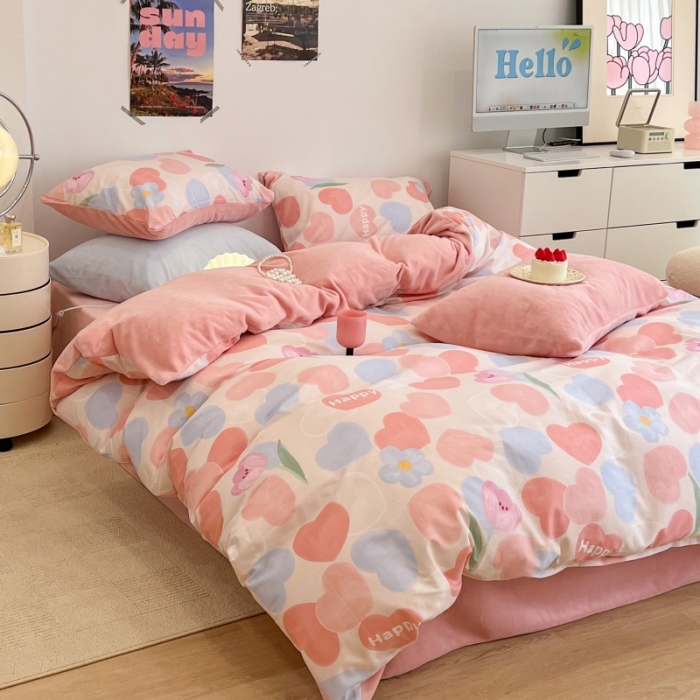 91家纺网 家纺一手货源 找家纺 昔可 2022新款梦幻公主风系列棉加绒印花四件套 粉粉桃心