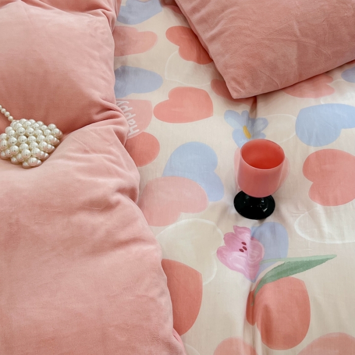 91家纺网 家纺一手货源 找家纺 昔可 2022新款梦幻公主风系列棉加绒印花四件套 粉粉桃心