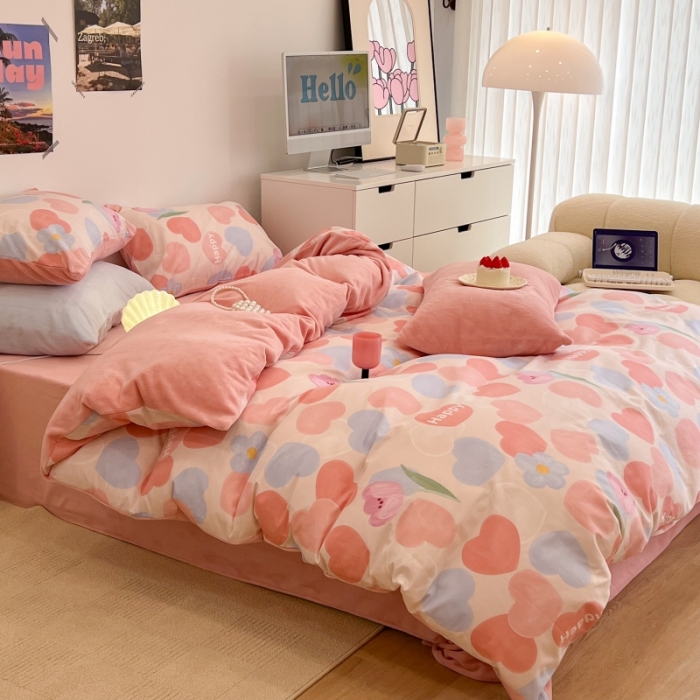 91家纺网 家纺一手货源 找家纺 昔可 2022新款梦幻公主风系列棉加绒印花四件套 粉粉桃心