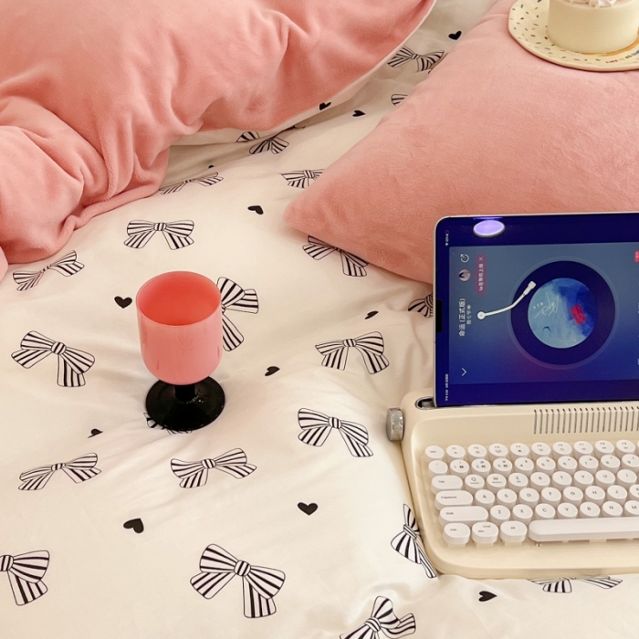 91家纺网 家纺一手货源 找家纺 昔可 2022新款梦幻公主风系列棉加绒印花四件套 赫本蝴蝶结