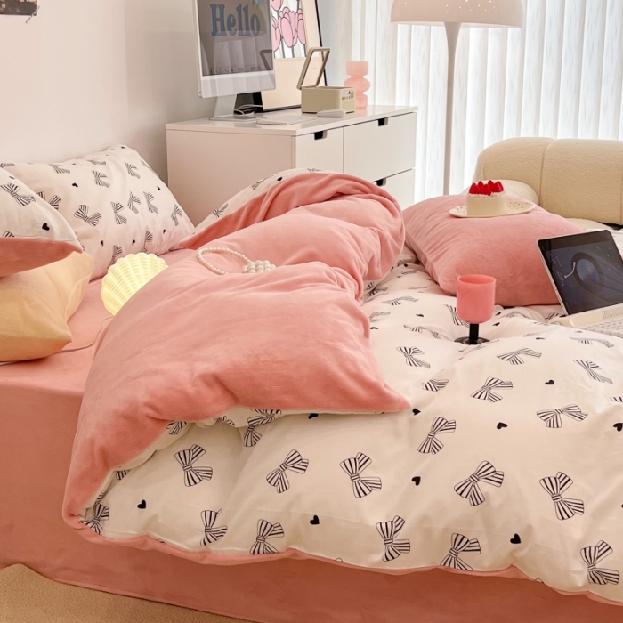 91家纺网 家纺一手货源 找家纺 昔可 2022新款梦幻公主风系列棉加绒印花四件套 赫本蝴蝶结