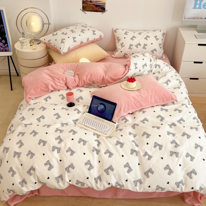 91家纺网 家纺一手货源 找家纺 昔可 2022新款梦幻公主风系列棉加绒印花四件套 赫本蝴蝶结