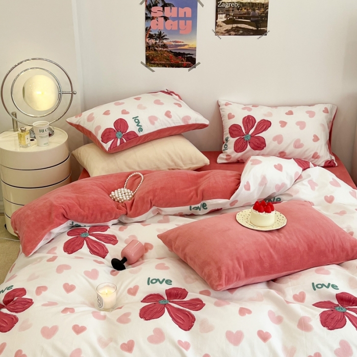 91家纺网 家纺一手货源 找家纺 昔可 2022新款梦幻公主风系列棉加绒印花四件套 花枝俏漫