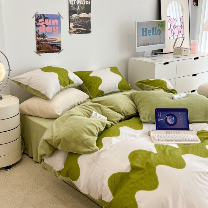 91家纺网 家纺一手货源 找家纺 昔可 2022新款梦幻公主风系列棉加绒印花四件套 绿波纹