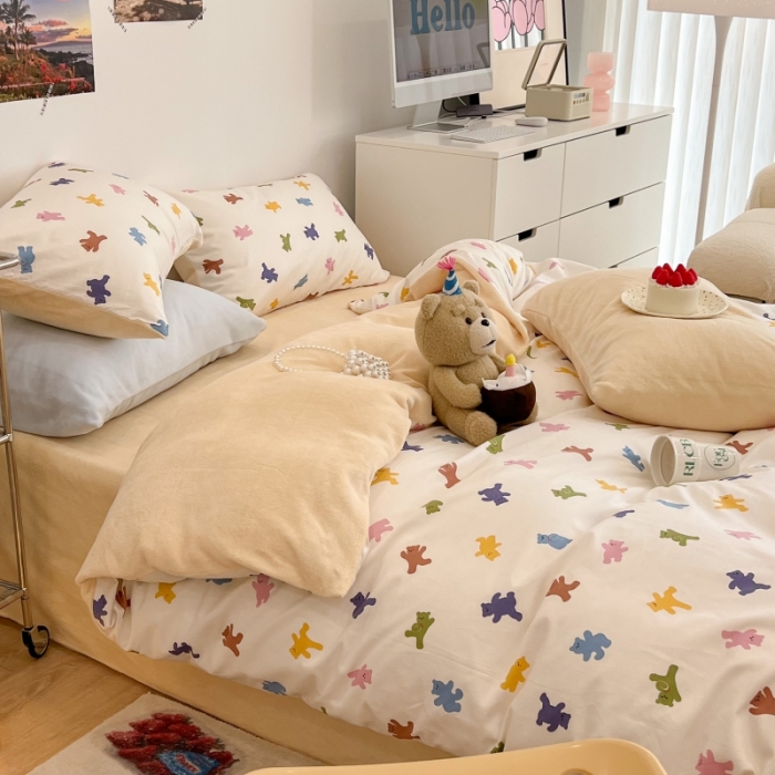 91家纺网 家纺一手货源 找家纺 昔可 2022新款梦幻公主风系列棉加绒印花四件套 迷你小小熊