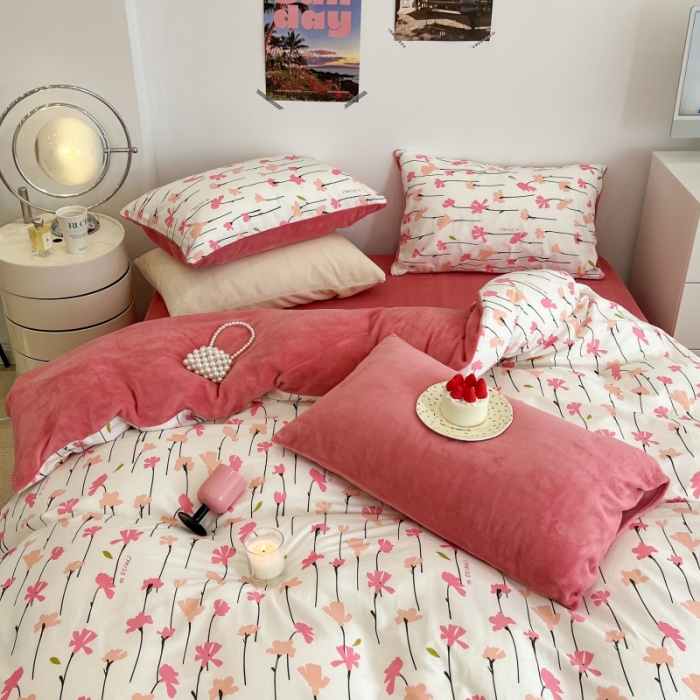 91家纺网 家纺一手货源 找家纺 昔可 2022新款梦幻公主风系列棉加绒印花四件套 蜜桃花园