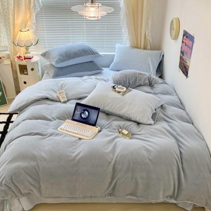 91家纺网 家纺一手货源 找家纺 （总）昔可 2022新款奶油双拼系列牛奶绒四件套