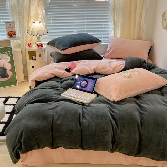 91家纺网 家纺一手货源 找家纺 （总）昔可 2022新款奶油双拼系列牛奶绒四件套