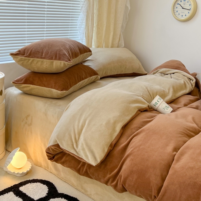 91家纺网 家纺一手货源 找家纺 昔可 2022新款奶油双拼系列牛奶绒四件套 焦糖栗子
