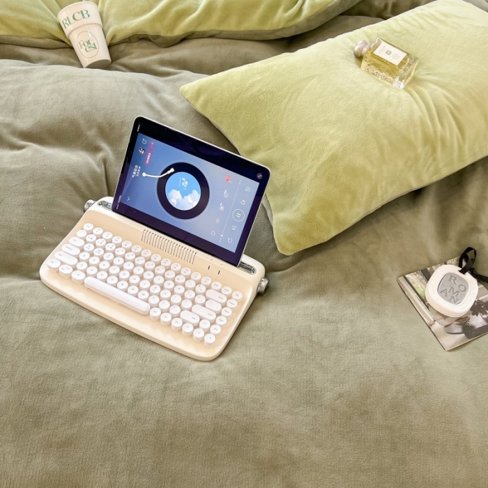 91家纺网 家纺一手货源 找家纺 昔可 2022新款奶油双拼系列牛奶绒四件套 抹茶绿