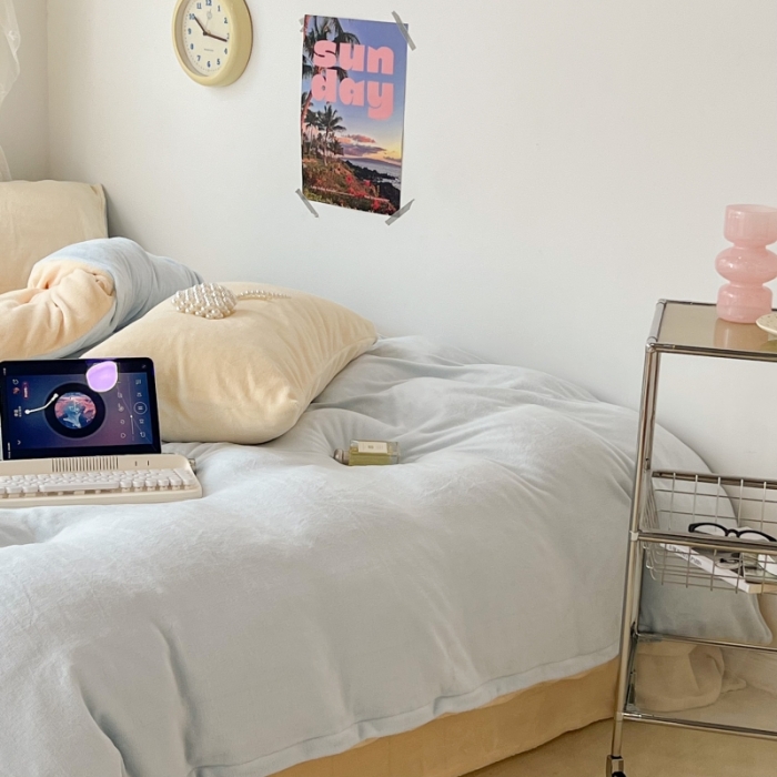 91家纺网 家纺一手货源 找家纺 昔可 2022新款奶油双拼系列牛奶绒四件套 奶油蓝拼黄