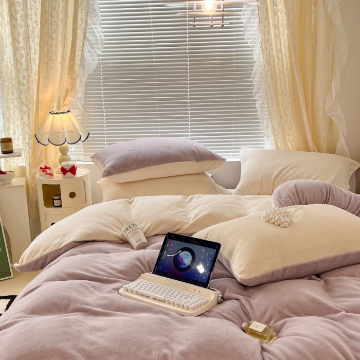 91家纺网 家纺一手货源 找家纺 昔可 2022新款奶油双拼系列牛奶绒四件套 奶油紫