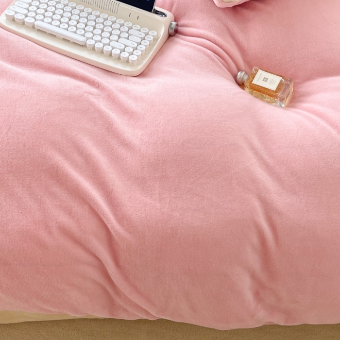 91家纺网 家纺一手货源 找家纺 昔可 2022新款奶油双拼系列牛奶绒四件套 甜心粉