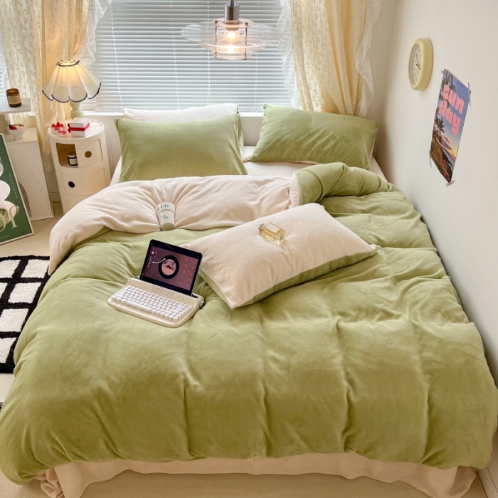 91家纺网 家纺一手货源 找家纺 昔可 2022新款奶油双拼系列牛奶绒四件套 香柠果绿