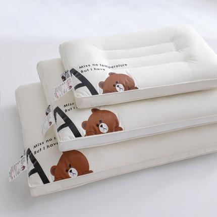 91家纺网 家纺一手货源 找家纺 （总）织布人2022羽丝绒A+熊儿童低枕头枕芯40x60cm