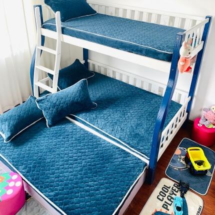 91家纺网 家纺一手货源 找家纺 （总）小虾米 2022新款上下床牛奶绒夹棉床笠