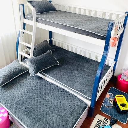 91家纺网 家纺一手货源 找家纺 （总）小虾米 2022新款上下床牛奶绒夹棉床笠