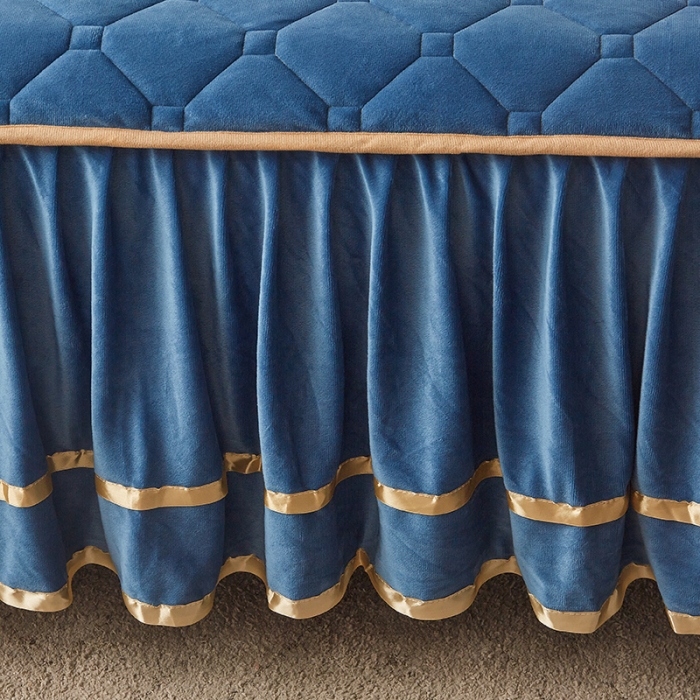 91家纺网 家纺一手货源 找家纺 屹成家纺 2024新款亲肤水晶绒夹棉床裙四件套-小熊款 蔚蓝