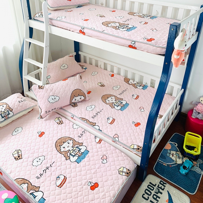 91家纺网 家纺一手货源 找家纺 小虾米 2022新款上下床牛奶绒夹棉床笠 童年女孩