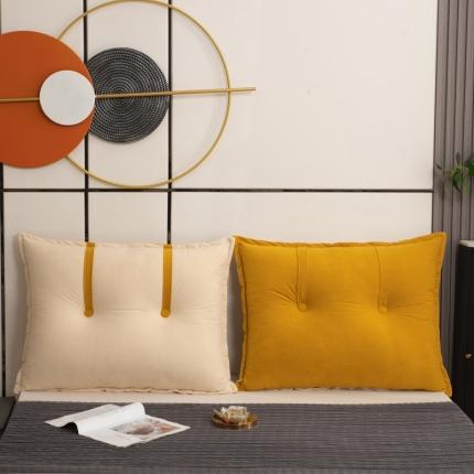 91家纺网 家纺一手货源 找家纺 美达人 2022新款富贵绒双色双面靠背 满金黄