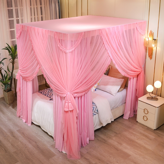 91家纺网 家纺一手货源 找家纺 艾晶美 2022新款公主风流苏款遮光床幔落地床帘蚊帐 温柔粉